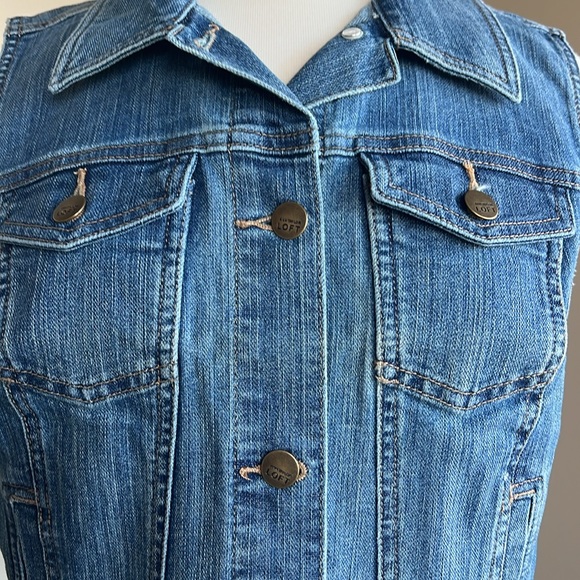 LOFT DENIM VEST NWOT - Picture 2 of 8